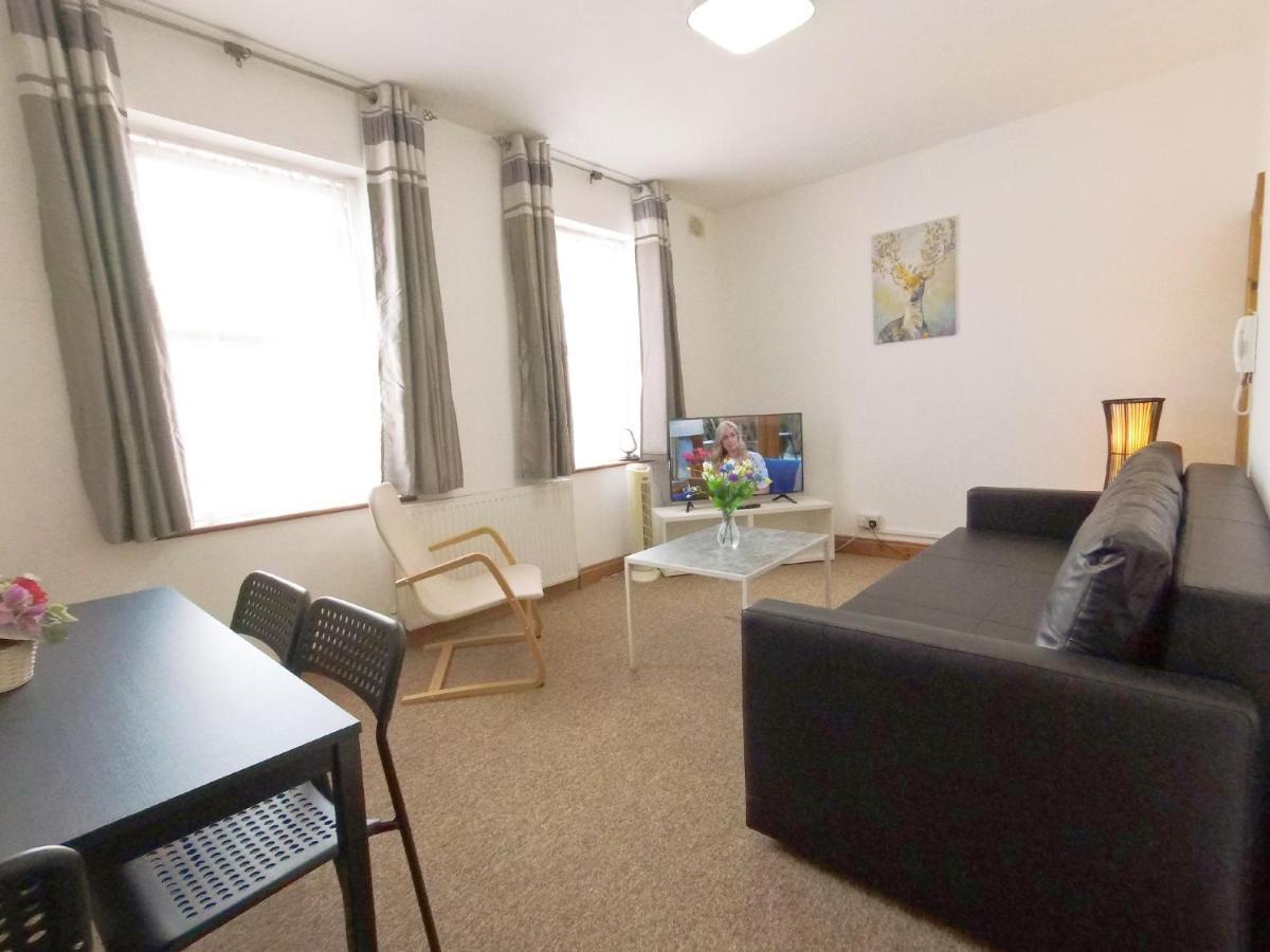 Апартаменты Carnation Flat A In Wembley Лондон Экстерьер фото