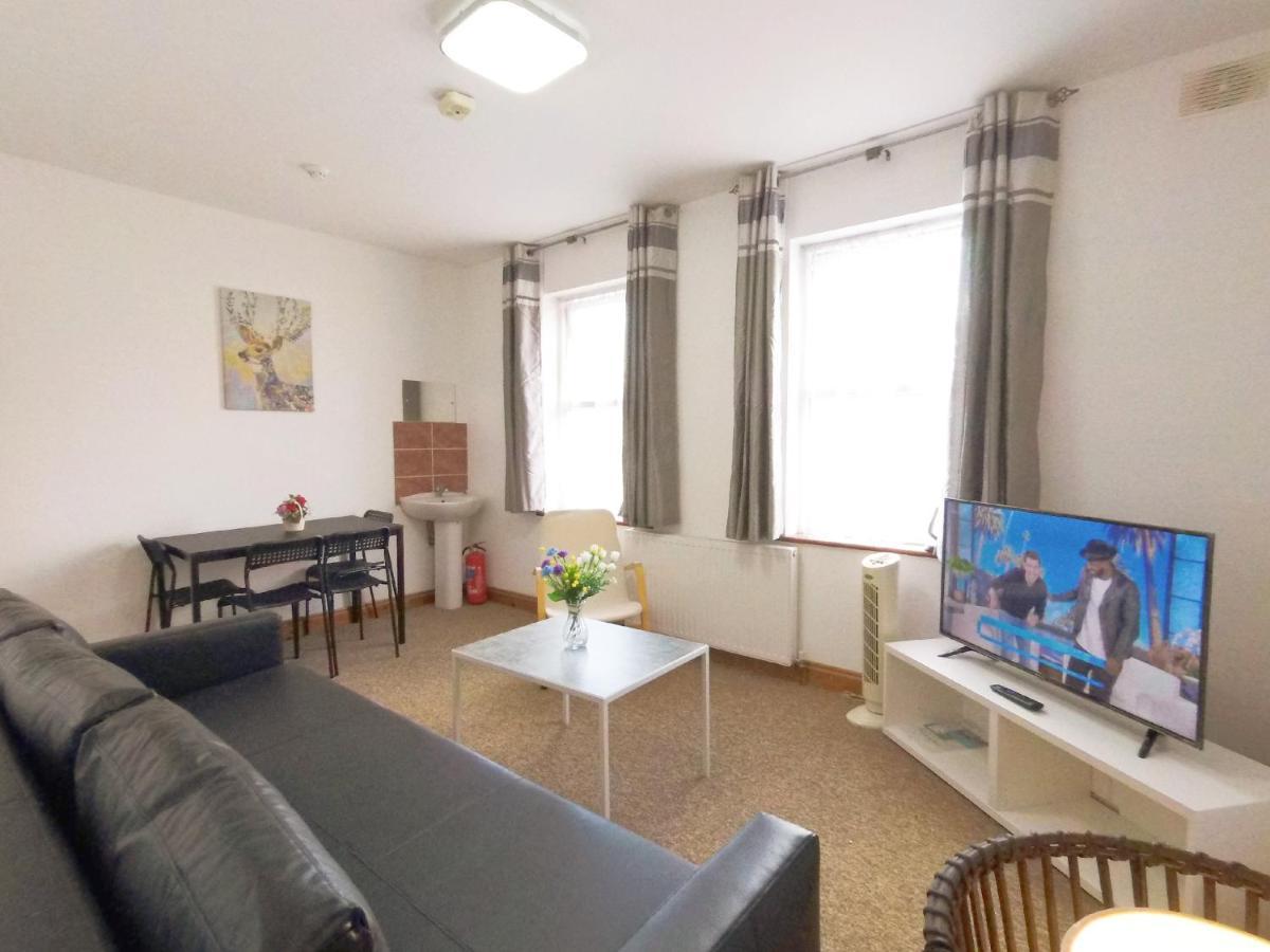 Апартаменты Carnation Flat A In Wembley Лондон Экстерьер фото