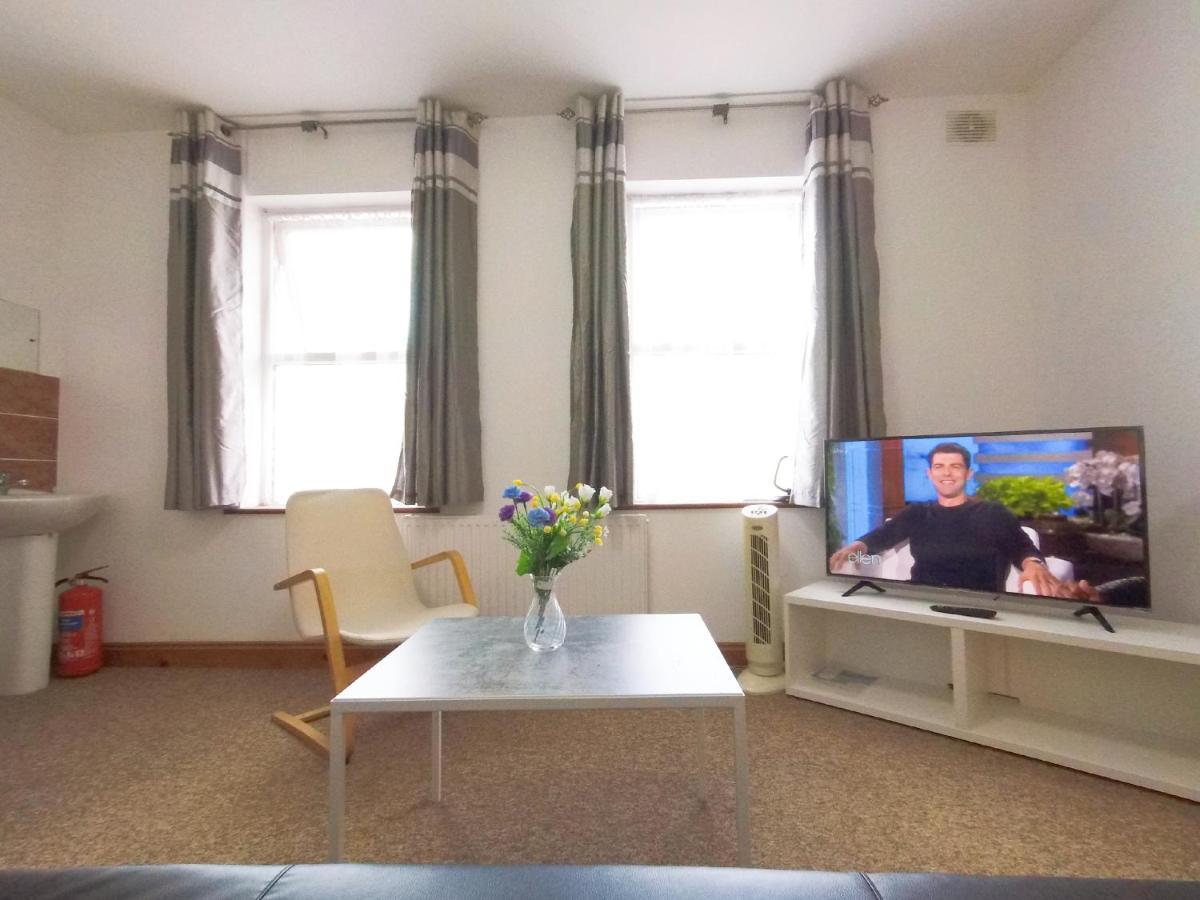 Апартаменты Carnation Flat A In Wembley Лондон Экстерьер фото