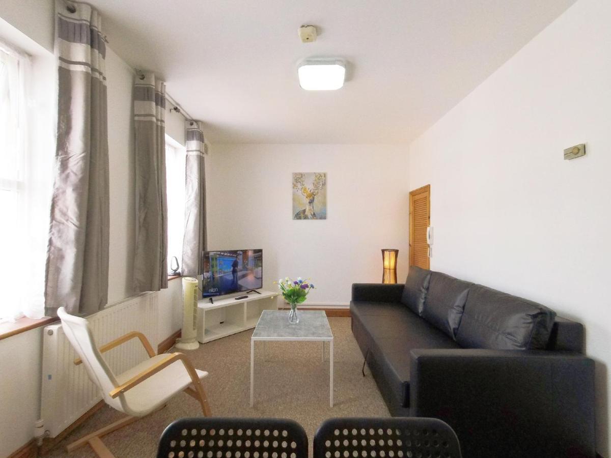 Апартаменты Carnation Flat A In Wembley Лондон Экстерьер фото